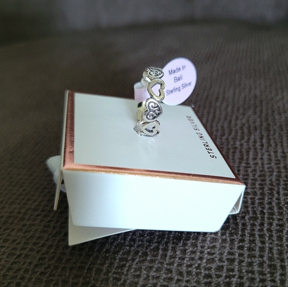 Annika Witt Sterling Silver🤍 Eternal♾️ Hearts💕 Ring💍 - NIB - Picture 12 of 15